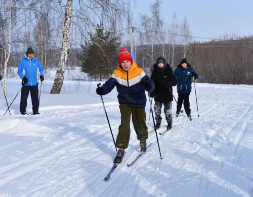 В Верхнем Услоне вышли на «Лыжню России»
