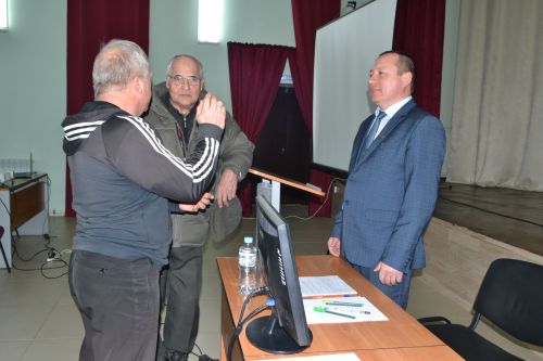 Жители Октябрьского поселения активно участвуют в программе самообложения
