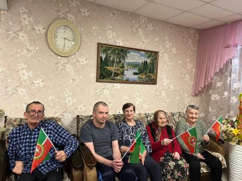 Татарстан Республикасы Дәүләт гербы көненә багышланган әңгәмәне Югары Ослан интернат-йорты өлкәннәре өчен оештырдылар