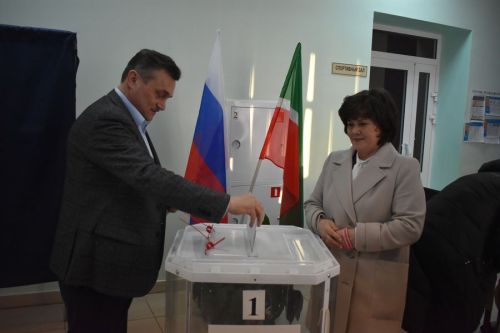 Семья Зиатдиновых: «Всегда вместе ходим на выборы»