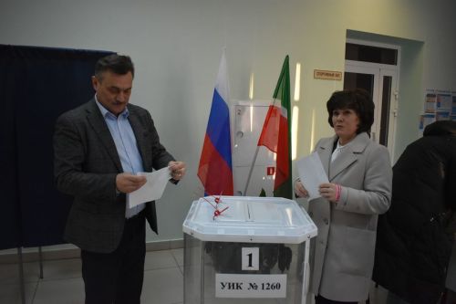Семья Зиатдиновых: «Всегда вместе ходим на выборы»