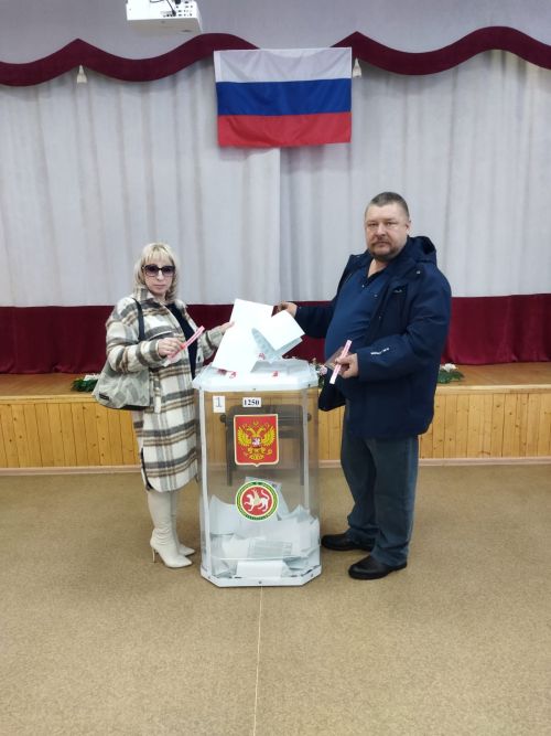 Как Верхний Услон голосовал в первый день выборов Президента России