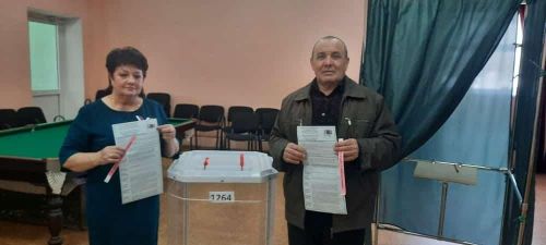 Как Верхний Услон голосовал в первый день выборов Президента России