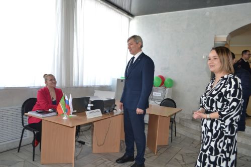 Роман Шайхутдинов посетил избирательные участки в Верхнем Услоне