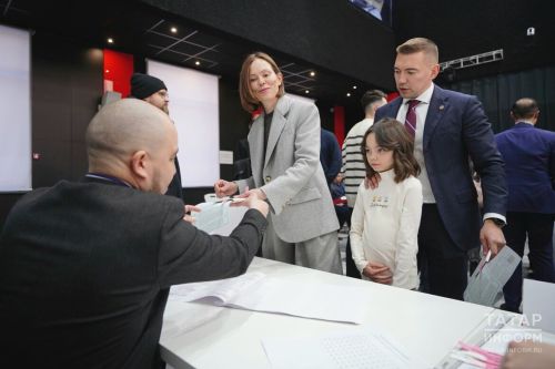 В Иннополисе на избирательном участке голосующих встречает робособака