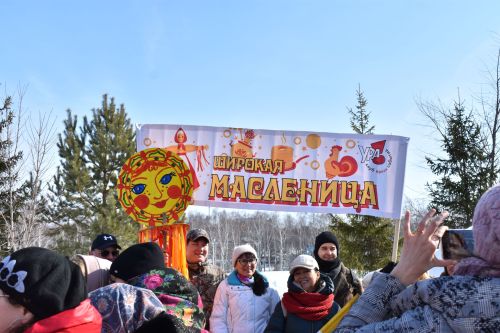 Как в Верхнем Услоне Масленицу проводили: фоторепортаж