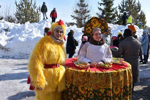 Как в Верхнем Услоне Масленицу проводили: фоторепортаж