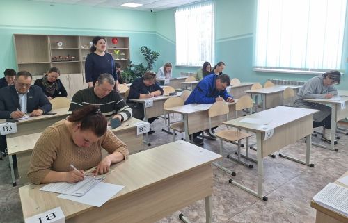 Родители верхнеуслонских выпускников присоединились к Всероссийской акции по сдаче ЕГЭ