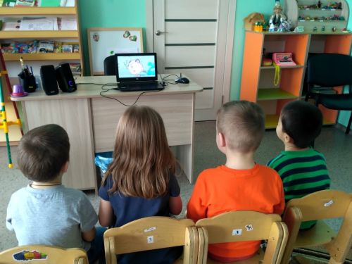 Сак булыгыз, бозлы сөңгеләр
