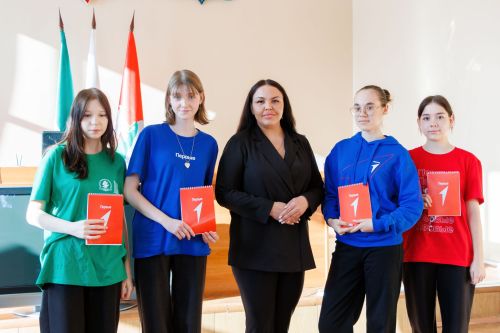 Активисты Движения Первых провели «Классную встречу»