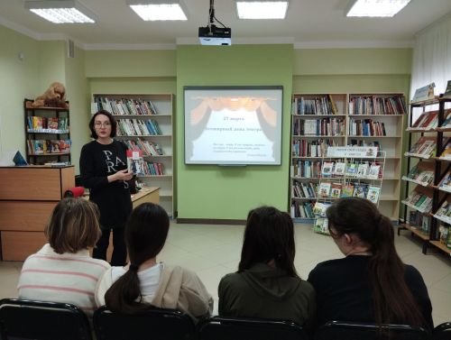 В Детской библиотеке прошел познавательный квиз к Дню театра