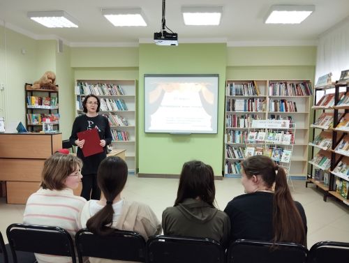В Детской библиотеке прошел познавательный квиз к Дню театра