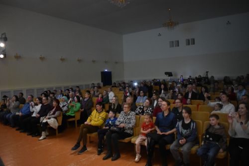 В районном Доме культуры прошел отчетный концерт Детской школы искусств
