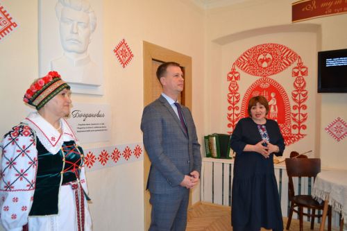 В День единения народов Беларуси и России в Печищах открылся новый зал белорусской культуры