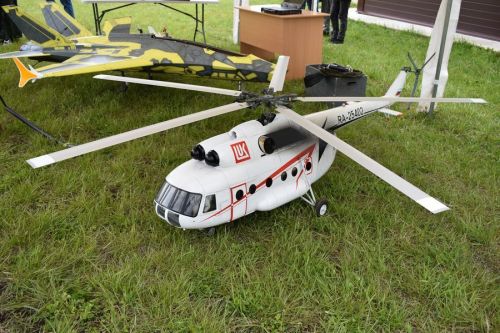 В Верхнеуслонском районе состоялось открытие авиамодельного сезона