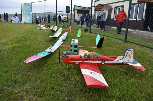 В Верхнеуслонском районе состоялось открытие авиамодельного сезона