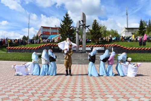 В Верхнем Услоне встретили светлый праздник - День Победы (фоторепортаж)
