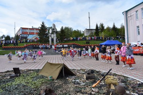 В Верхнем Услоне встретили светлый праздник - День Победы (фоторепортаж)