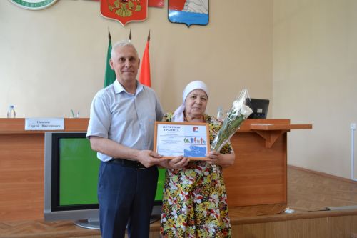 В Верхнем Услоне прошел праздник, посвященный Дню социального работника