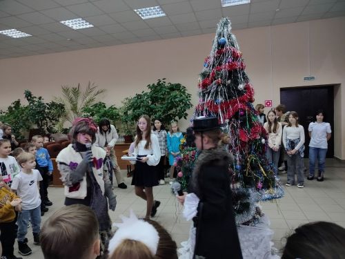 В Макулово на новогодний праздник пришел Чебурашка