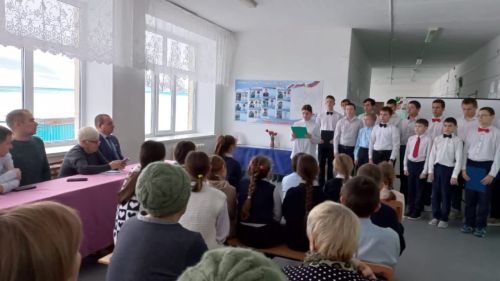Октябрьский мәктәбендә сугышчан почмак ачылды