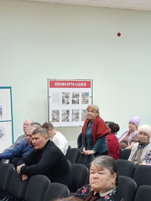 В Шеланге население волнует состояние дорог и пешеходного моста