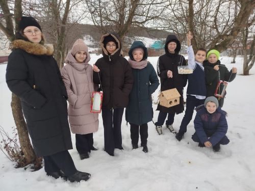 В Куралове прошла экологическая акция «Покорми зимующих птиц»