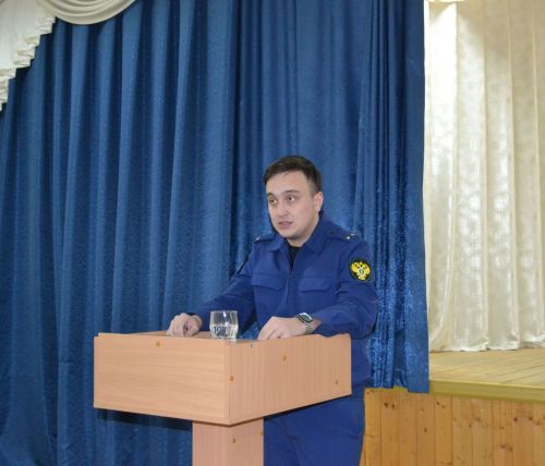 Количество вопросов на сходе в Нижнем Услоне превзошло все ожидания