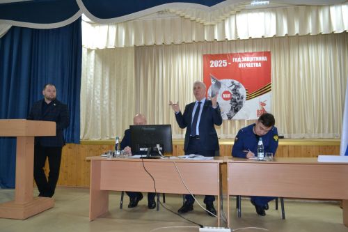 Количество вопросов на сходе в Нижнем Услоне превзошло все ожидания