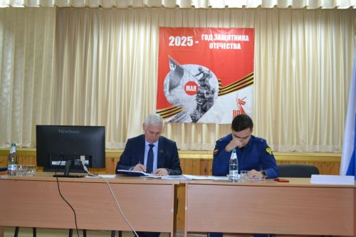 Количество вопросов на сходе в Нижнем Услоне превзошло все ожидания