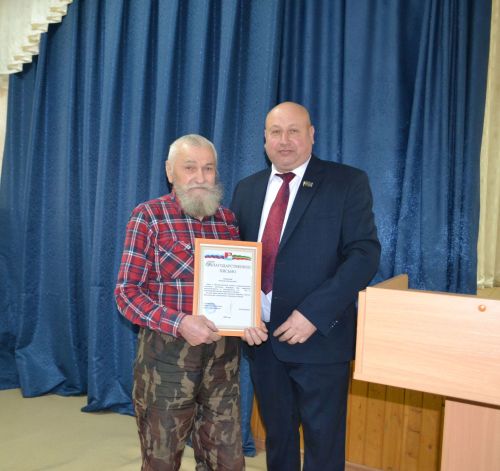 Количество вопросов на сходе в Нижнем Услоне превзошло все ожидания