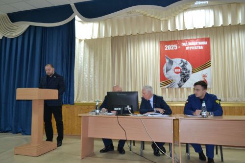 Количество вопросов на сходе в Нижнем Услоне превзошло все ожидания