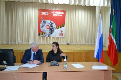 Количество вопросов на сходе в Нижнем Услоне превзошло все ожидания