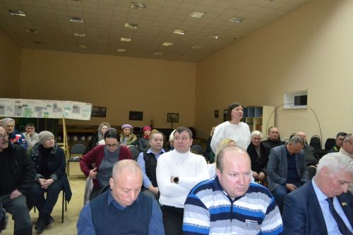 Участие в сходе граждан в Вв.Слободе принял Роман Шайхутдинов