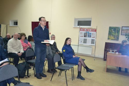 Участие в сходе граждан в Вв.Слободе принял Роман Шайхутдинов