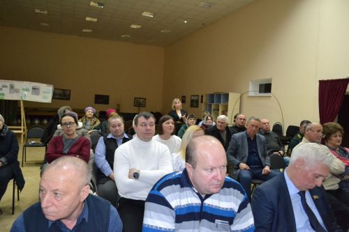 Участие в сходе граждан в Вв.Слободе принял Роман Шайхутдинов