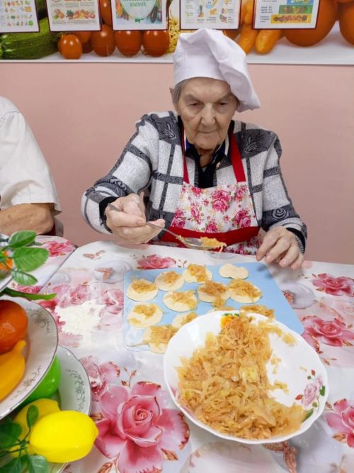 Интернат-йортта студентлар көненә әзерлек бара