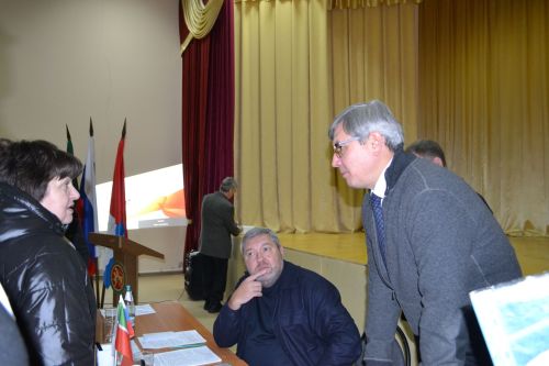 Участие в сходе граждан в Вв.Слободе принял Роман Шайхутдинов