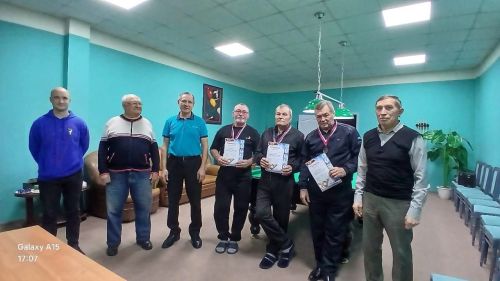 Победителем соревнований по бильярду стал Петр Баранов