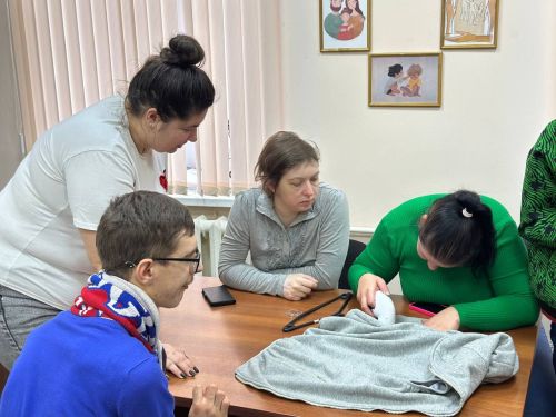 В Верхнем Услоне провели полезное занятие для детей с ОВЗ