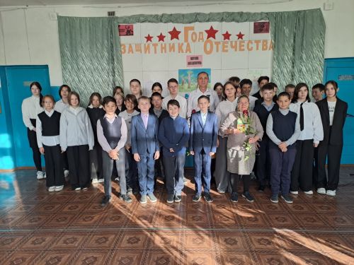 Аплодисменты для Льва Яковлева: как гитара объединила поколения