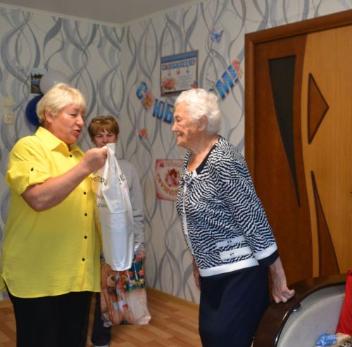 Жительнице Печищ Надежде Гребневой исполнилось 90 лет