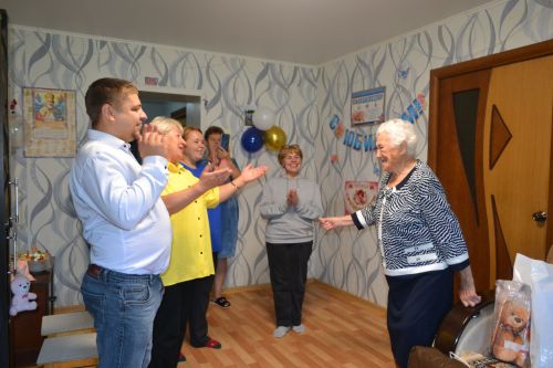 Жительнице Печищ Надежде Гребневой исполнилось 90 лет