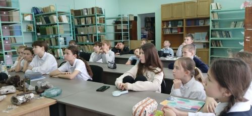 От плетения сетей до уроков мужества: Верхний Услон работает на Победу