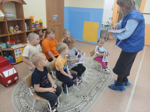 Беседы о ПДД в Шеланговской школе: безопасность в осенне-зимний период