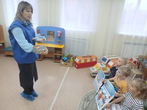 Беседы о ПДД в Шеланговской школе: безопасность в осенне-зимний период