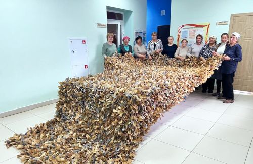 Сети для СВОих: макуловские добровольцы плетут невидимый щит для бойцов