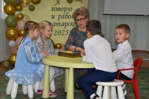 Педагог из Печищ победила в конкурсе «Я говорю и работаю на татарском»