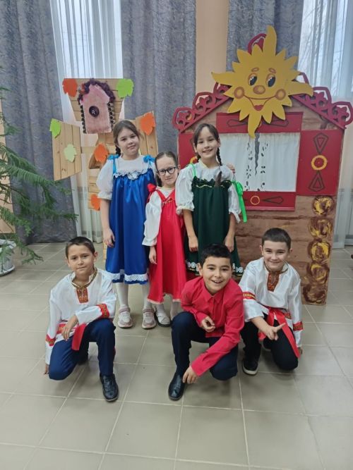 Кукольный спектакль по сказке Пушкина показали в Печищах