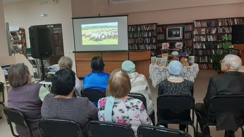 Фольклорная встреча «Кузьма и Демьян» прошла в Верхнеуслонской библиотеке